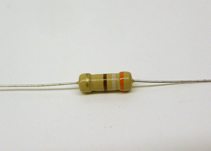 R1 2 330 1 2 Watt 330 Ohm Resistor